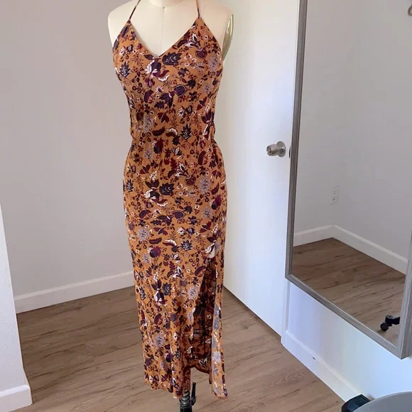Tigerlily | Dresses | Tigerlily Bohemian Slit Dress Size 4 | Poshmark Tigerlily | Dresses | Tigerlily Bohemian Slit Dress Size 4 | Poshmark